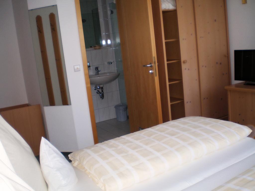 סכונאץ' Berghotel Schiller חדר תמונה